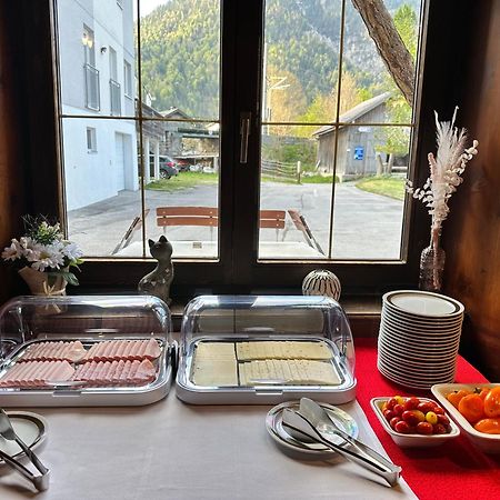Bed and Breakfast Goldener Adler Scharnitz Exteriér fotografie