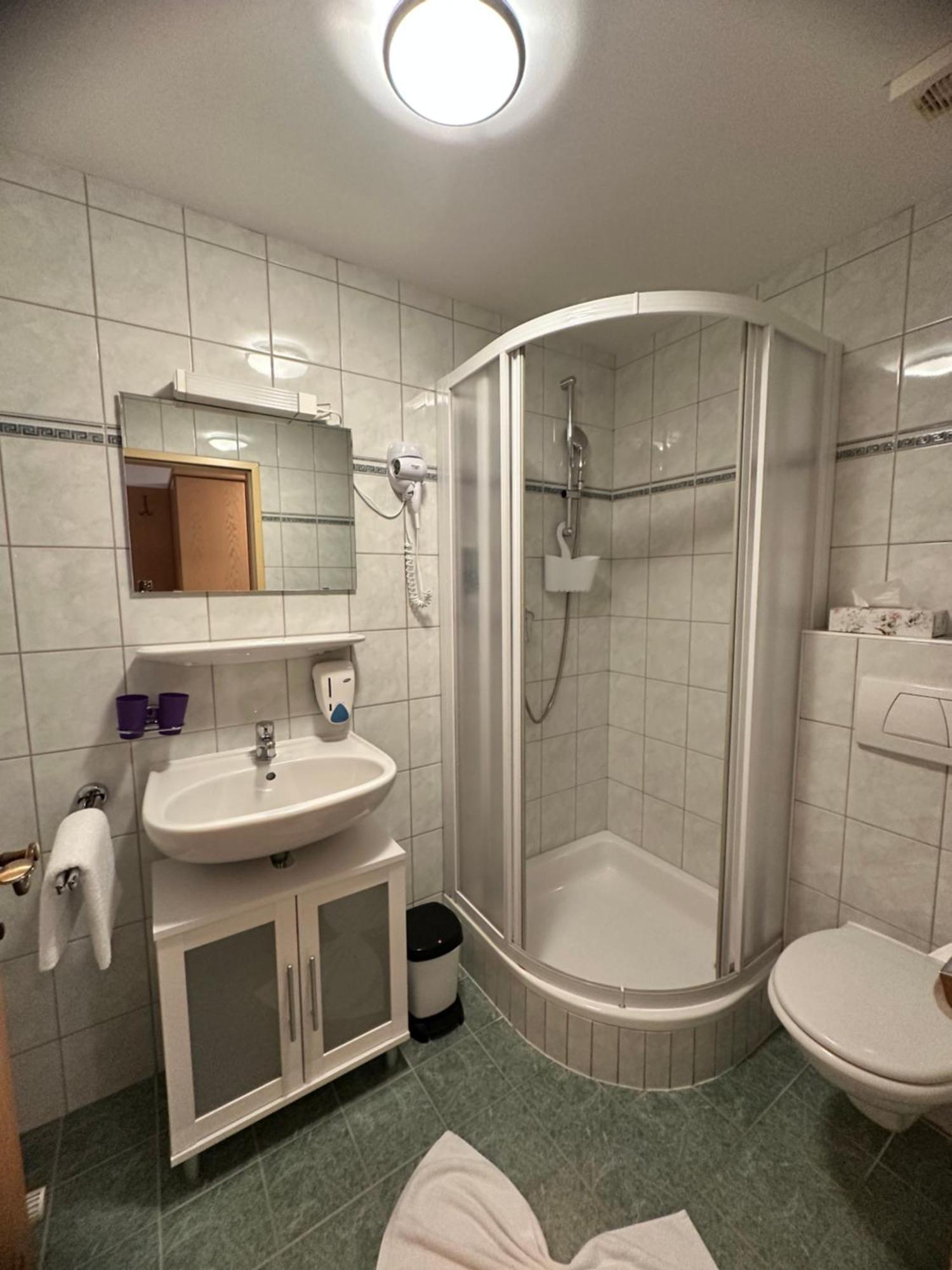 Bed and Breakfast Goldener Adler Scharnitz Exteriér fotografie