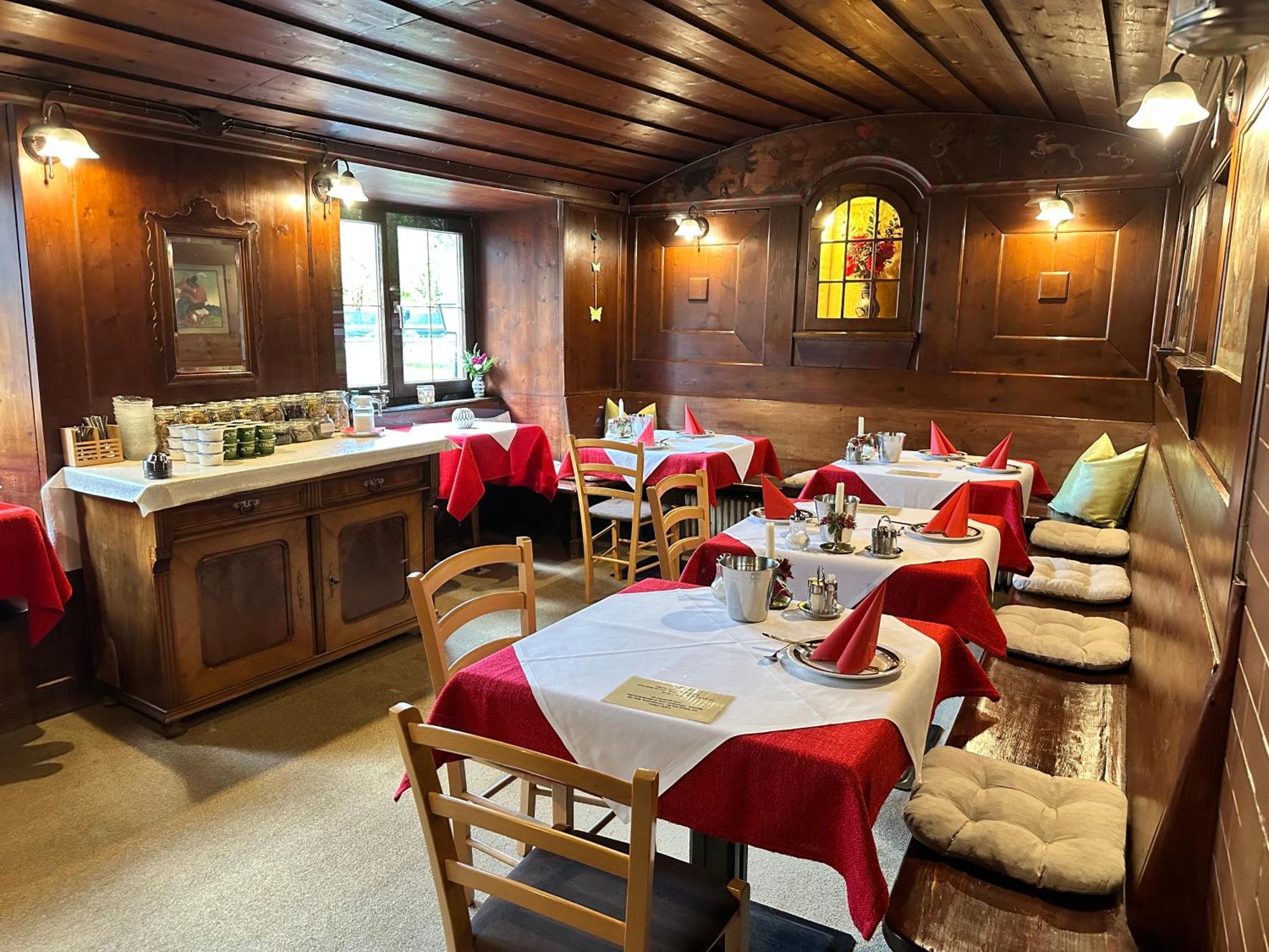 Bed and Breakfast Goldener Adler Scharnitz Exteriér fotografie